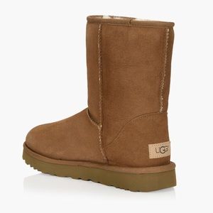 Ugg Classic Short Boots